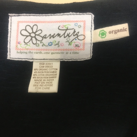 Aventura Organic Cotton Knit V-neck Knot Shirt Top - Picture 3 of 5